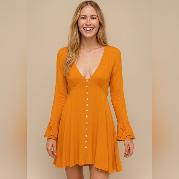 Chelsea & Violet Orange Y2K Babydoll Festival Bell Sleeves Button Up Tunic Sz M - Picture 1 of 10